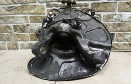 Кулак поворотный правый для Mercedes-Benz E class на фотографиях