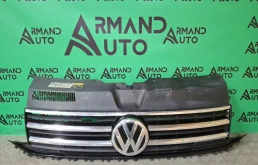 Решетка радиатора Volkswagen Transporter 2015-2019 7E5853651E041 T6