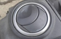 Дефлектор воздушный Mazda 3 BK
