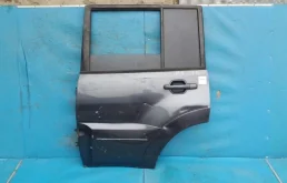 Дверь Mitsubishi Pajero 4 2006-2018