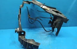 Кронштейн фары Mercedes-Benz -Class 2002-2009 W211