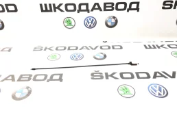 Трос замка капота Skoda Octavia 2015 5E0823531A A7 (5E) 1.2 CYVB