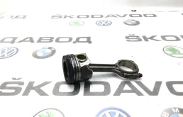 Поршень с шатуном Skoda Octavia 2013 04L105401A A7 (5E) 2.0 CKFC