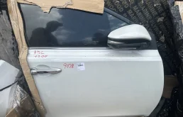 Дверь Toyota RAV4 2013-2018 670010R080 40, передняя правая
