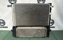 Кассета радиаторов BMW X7 30dx 2019 17118589039 G07 B57D30A