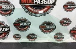 Стекло двери переднее правое BMW 1 серия 2013 51337242564 F20 N55B30A