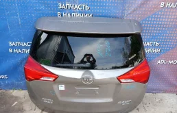 Крышка багажника Toyota RAV4 2013-2015 6700542430 40