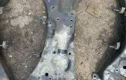 Подрамник Mitsubishi Lancer 9 2001-2008 MR510285 CS3A/CS3W, передний