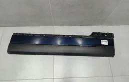 Молдинг двери правый передний для Land Rover Range Rover 2012-