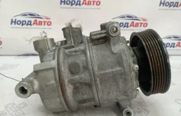Компрессор кондиционера Volkswagen Polo 5Q0820803Q