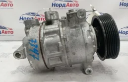 Компрессор кондиционера Volkswagen Golf 5Q0820803P
