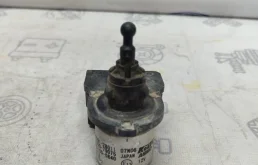 Корректор фар Toyota Land Cruiser 8569128011 200, левый