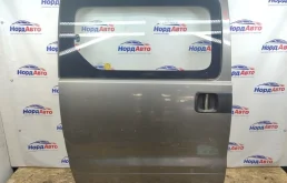 Дверь задняя правая Hyundai H-1 770044H070