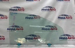 Стекло двери Mitsubishi Outlander 5706A476, переднее правое