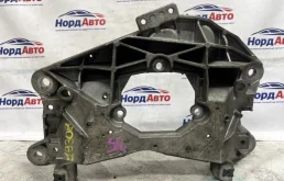 Кронштейн акпп Audi Q5 2012 4H0399263L 8R CDNC