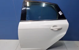 Дверь левая задняя для Ford Focus 3 2011-2019