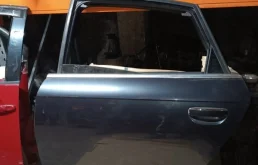 Дверь Audi A6 2005 4F2
