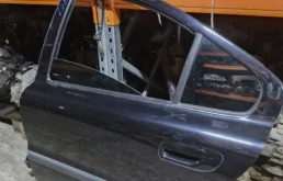 Дверь Volvo S60 2004 RS