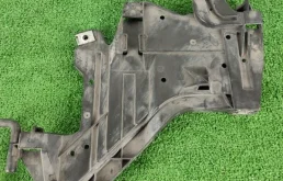 Крепление фары Audi A4 2008 1301073034 8K2 CABB, правое