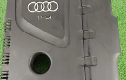 Декоративная крышка двс Audi A4 2008 06J103925 8K2 CABB