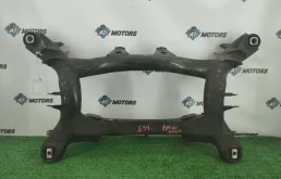 Балка подвески BMW 1-Series 2011 33316792505 F20 N13B16A, задняя