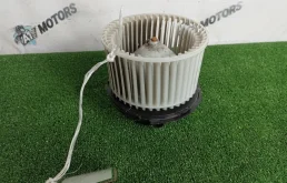 Мотор печки Nissan Cube Cubic 2003 27226AX000 BGZ11 CR14DE