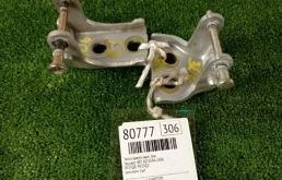 Петля двери Peugeot 407 2006 9035Q0 6D ES9A, задняя левая