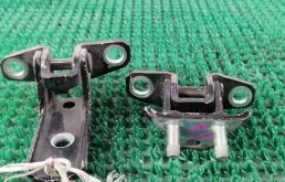 Петля двери Mitsubishi Lancer 2012 5732A008 CY6A 4J10, задняя правая