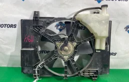 Диффузор радиатора Nissan Tiida 2006 21481ED000 C11 HR15DE