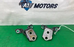 Петля двери Mazda Atenza 2005 E11259210 GGEP LFVE, передняя левая
