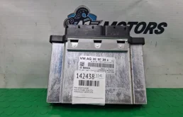Блок Управления ДВС Audi A3 2016 04E906016CF 8VAABG CXSA