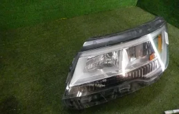 Фара левая для Ford Explorer на фотографиях