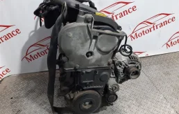 Двигатель без навесного для Renault Logan 2018 года на фотографиях