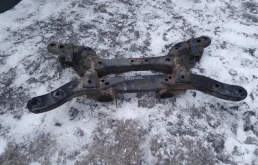 Задний подрамник для Opel Insignia на фотографиях