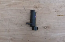 Мотор омывателя лобового стекла для Mazda CX 5 2014 года на фотографиях