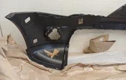 Бампер передний для Mitsubishi Pajero Sport на фотографиях