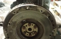 Двигатель без навесного для Fiat Punto 2013 года на фотографиях