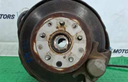 Ступица Toyota Verossa 2003 4230130040 GX110 1GFE, задняя левая
