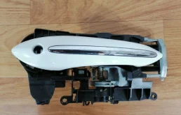 Ручка двери внешняя BMW 5-Series 2011 51217231934 F10 N20B20, передняя правая