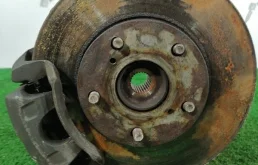 Ступица Toyota Estima 2002 4350228090 ACR30W 2AZFE, передняя левая