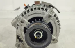 Генератор Toyota Voxy 2005 2706028220 AZR60G 1AZFSE