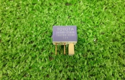Реле Toyota Noah 2007 2830021020 ZRR70G 3ZRFAE