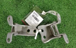Петля двери Honda Fit 2007 67410SNA003ZZ GE6 L13A, передняя правая