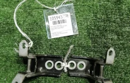 Петля двери Nissan Fuga 2012 804001MA0A KNY51 VQ37VHR, передняя левая