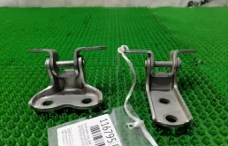 Петля двери Toyota Avensis 2003 6877005020 AZT250 1AZFSE, задняя правая