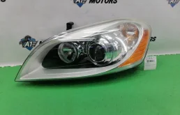 Фара Volvo XC60 2012 31420681 DZ44 B4204T6, передняя левая