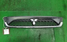 Решетка радиатора Mitsubishi RVR 2010 6402A216 GA3W 4B10 MIVEC