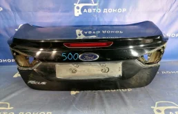 крышка багажника FORD FOCUS CB8 - - 1796141