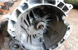 МКПП Ford Focus 2  4M5R7002NE 2008