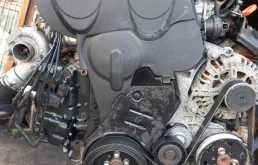 двигатель в сборе Audi A4 B7  BRE 2007